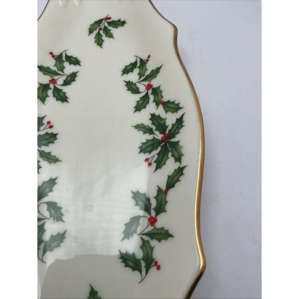 Beautiful Lenox Holiday‎ Dimension Holly Leaf Candy Dish Christmas 8.5